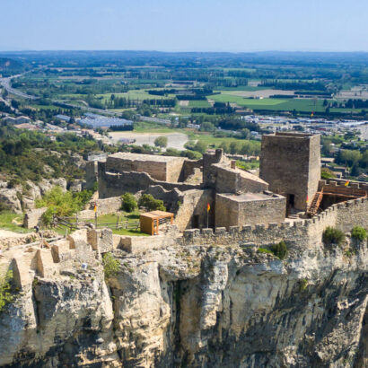 Discover Mornas Fortress