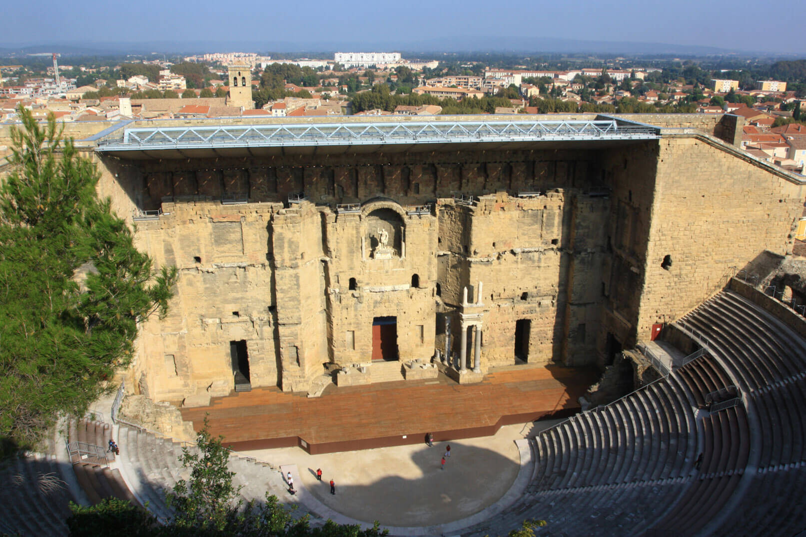 Remains of the Roman era in Vaucluse @ Hocquel