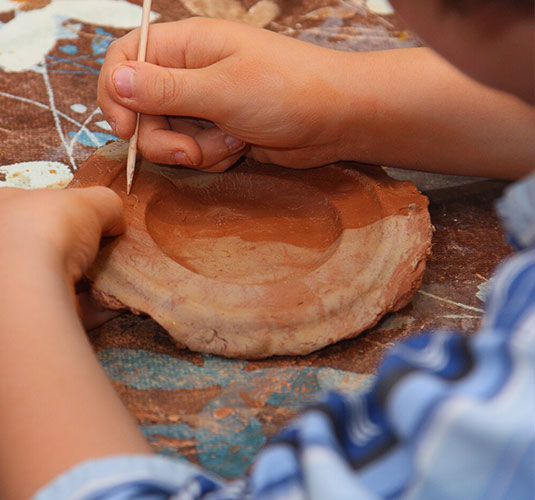 Pottery and sculpting at Beaumes-de-Venise