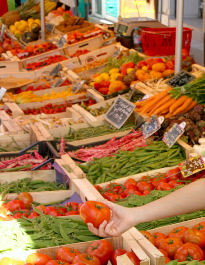 Farmers' markets